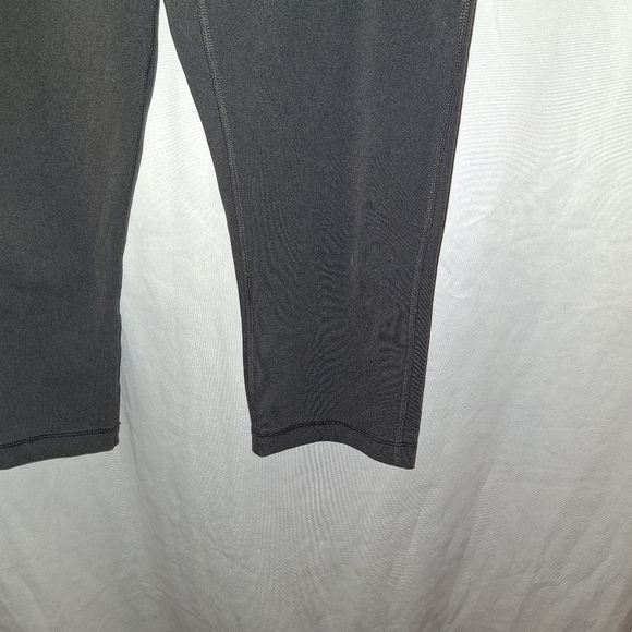 Isabel large cross over front maternity pants - Picture 5 of 6